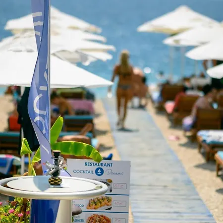 Hotel Cocktail & Dreams -