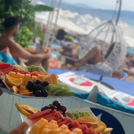 Cocktail & Dreams - Otel 3*