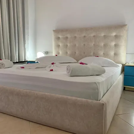 Otel Cocktail & Dreams - 3*