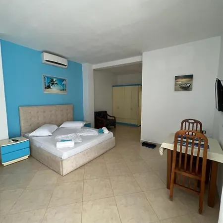 Cocktail & Dreams - Hotel