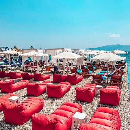 Hotel Cocktail & Dreams - 3*