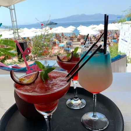 호텔 Cocktail & Dreams - Sarandë