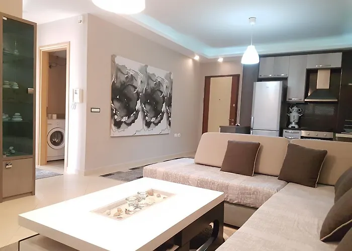 Cocktail & Dreams - 3*